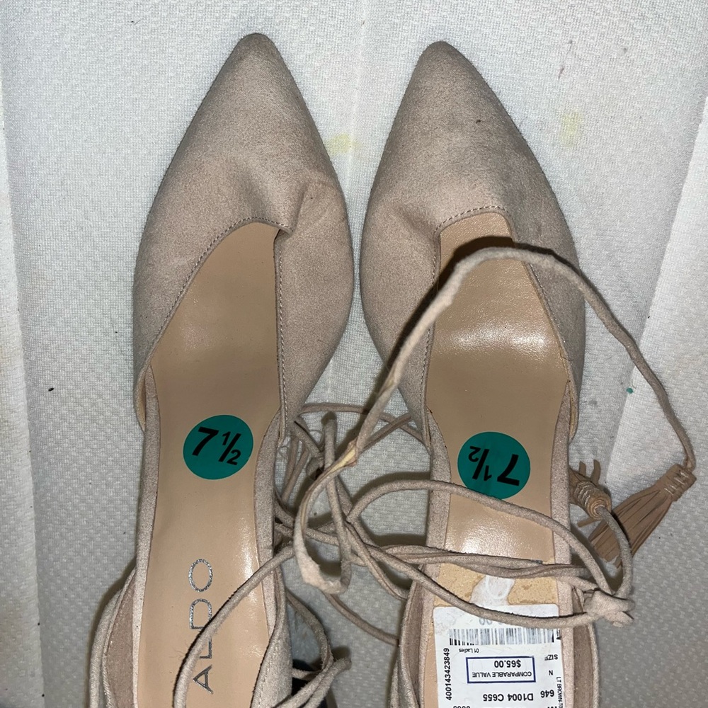 Pink nude heels